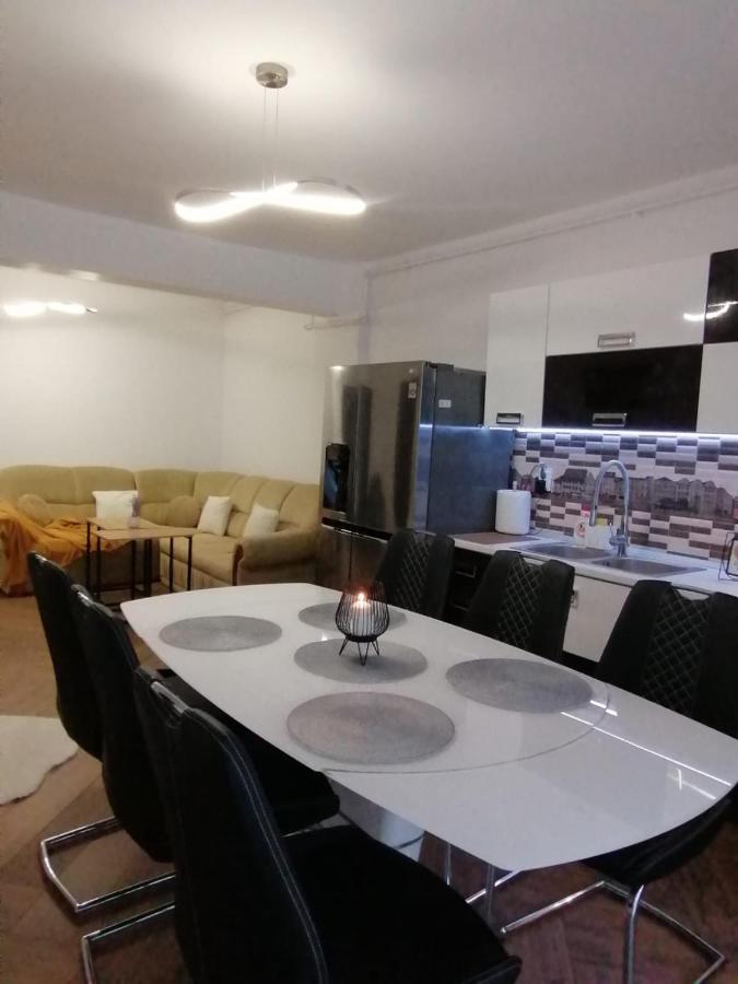 Iris Vivo Mall Cluj Napoca Bagian luar foto